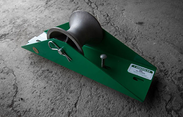 Poulie 5&Prime; sur étrier de 22&Prime;